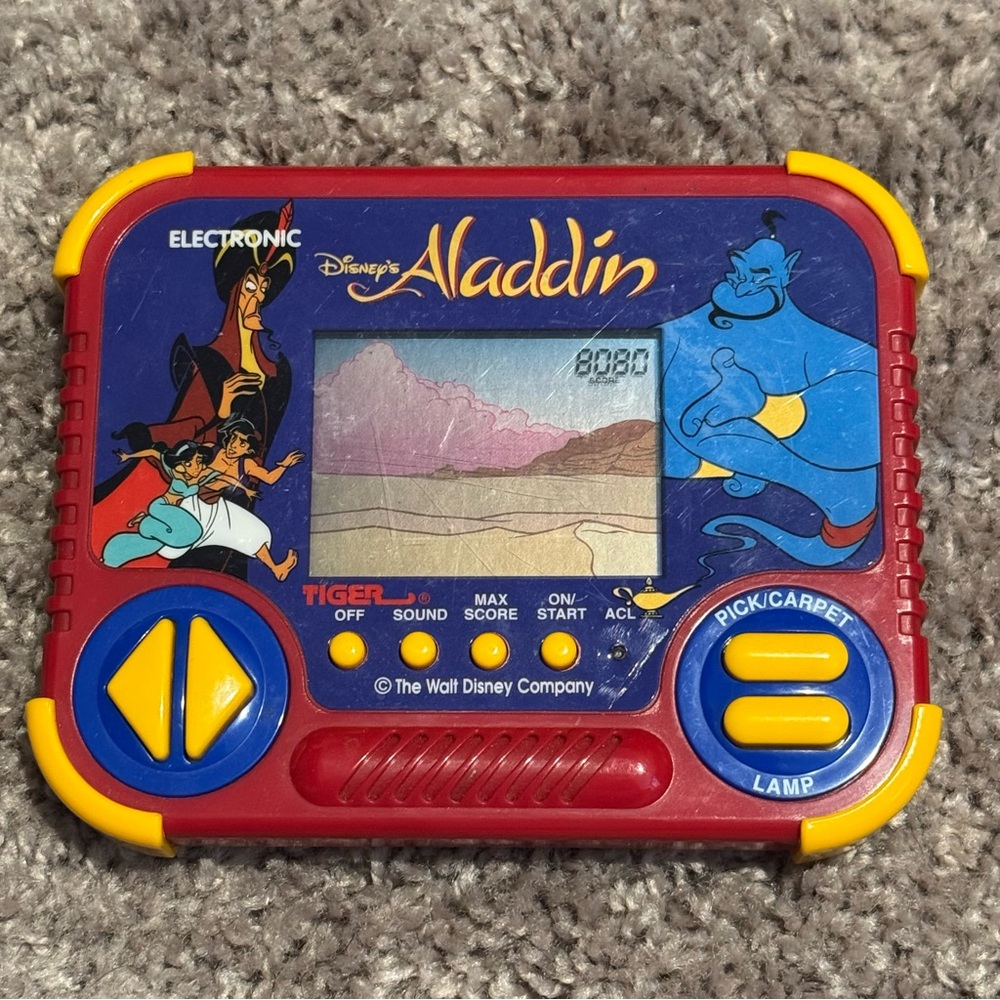 Vintage Tiger Electronics Disney Aladdin Handheld Game